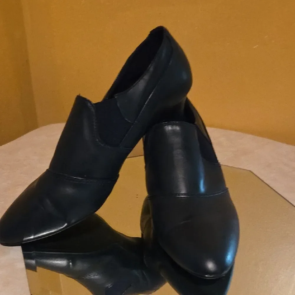 Elegant Black Ankle Booties